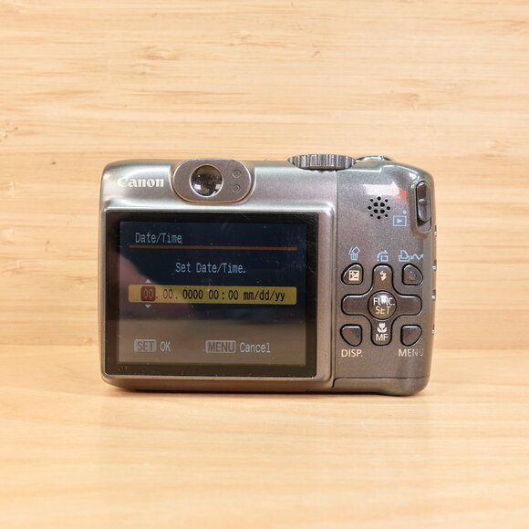 Canon PowerShot A590 IS / 8MP Digital Camera / 4x Zoom / Image Stabilizer - Picture 6 of 11